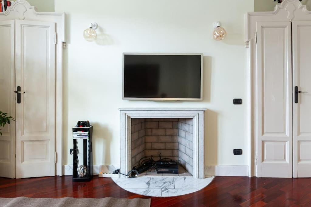 Casa Delle 5 Giornate Di Milanoアパートメント エクステリア 写真